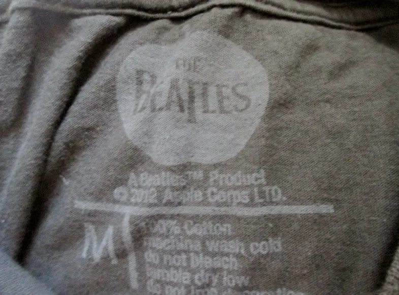 EUC Genuine MENS BEATLES 1960s CLASSIC ROCK BAND 100% T-SHIRT M BROWN Music