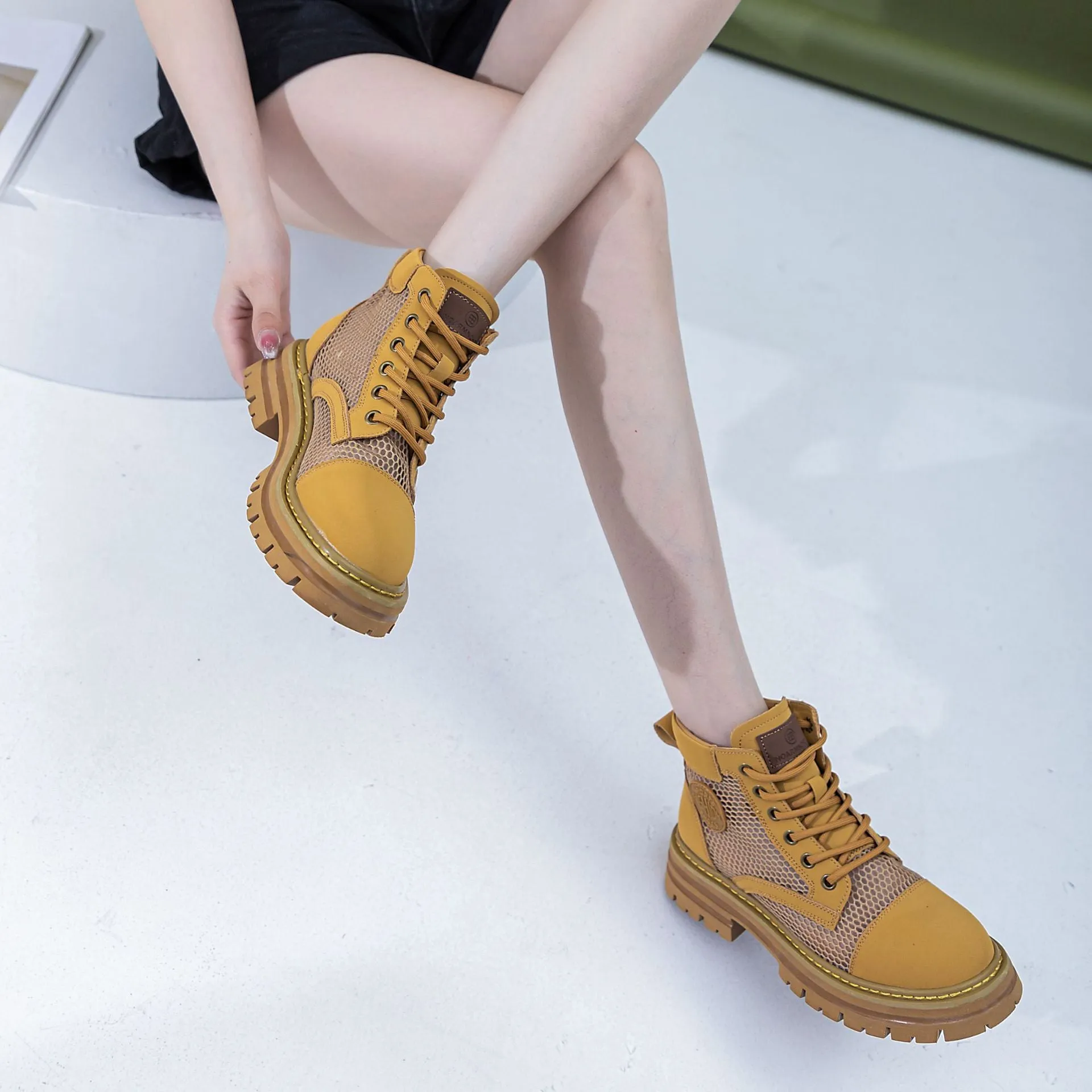 Hollow out Worker Boots Women's Summer  Breathable Sweat Absorbing Genuine Leather Non-Slip Dr. Martens Boots Casual Women's Ankle Boots