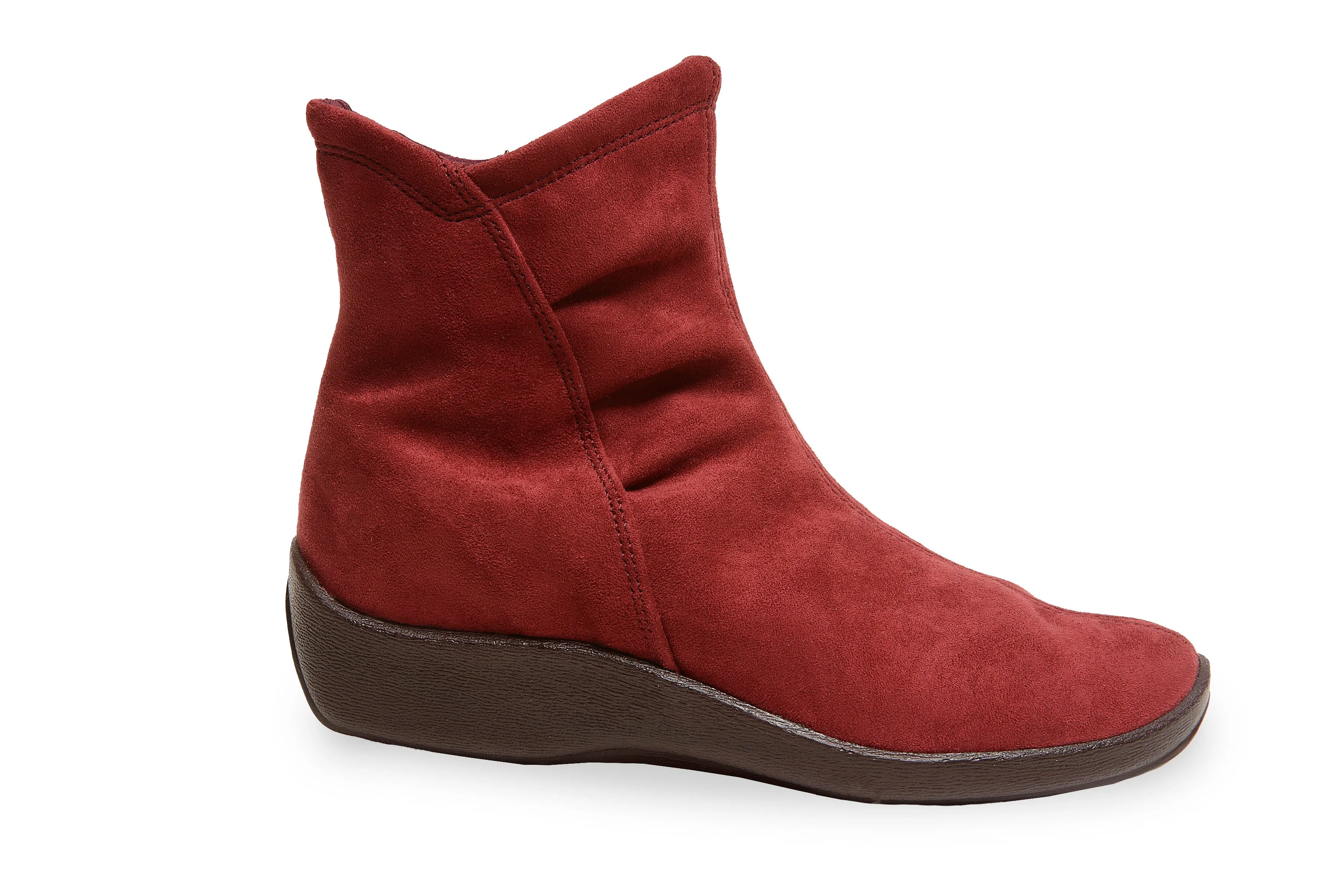 L19 Vegan Bootie in Gal Bordeaux