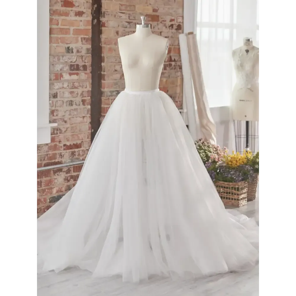 Sottero and Midgley Gibson detachable train with plain tulle