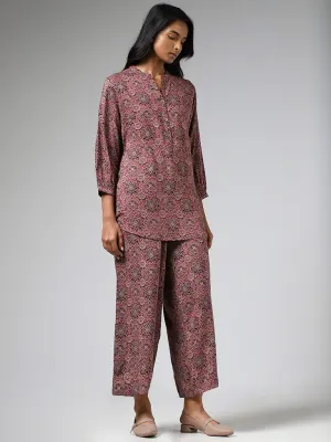 Utsa Magenta Floral Printed Kurti